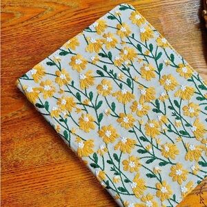 iPad 10th Generation Handmade Yellow Daisy Embroidered Fabric Case